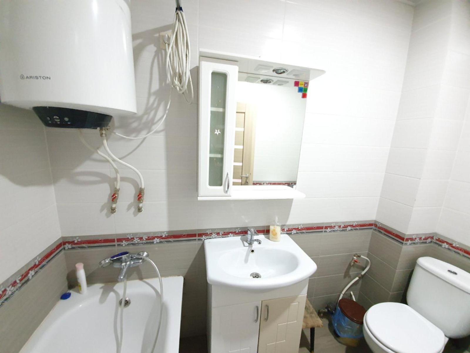 Tourist Home At Stefan Cel Mare With 2 Rooms Кишинев Екстериор снимка