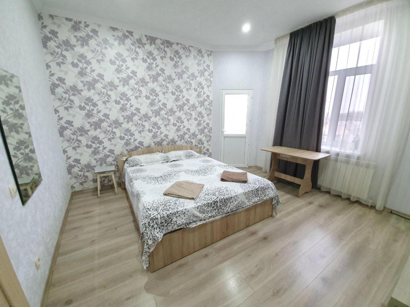 Tourist Home At Stefan Cel Mare With 2 Rooms Кишинев Екстериор снимка